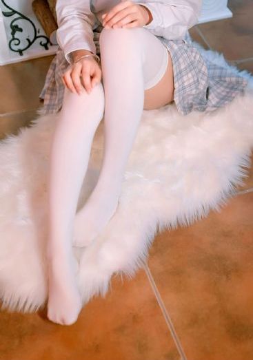女高中生被调教侵犯在线观看_1080P高清完整版
