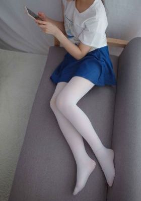 年轻的女教师6中文在线_720在线观看视频