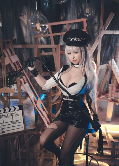 91丝袜美女_BD英语完整在线观看