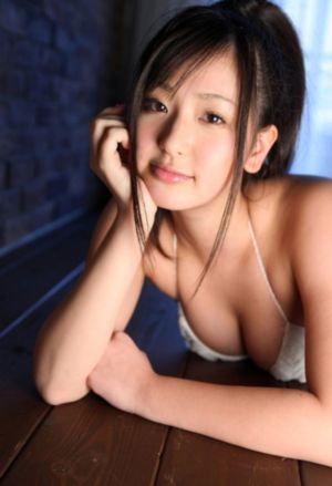 91国偷自产一区二区三区老熟女_720电影全集观看