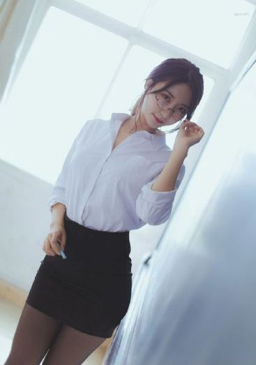 亚洲精品在线中文字幕_蓝光全集在线观看