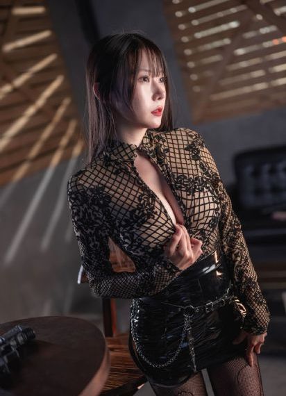 狂揉美女胸线免费网站下站_视频全集