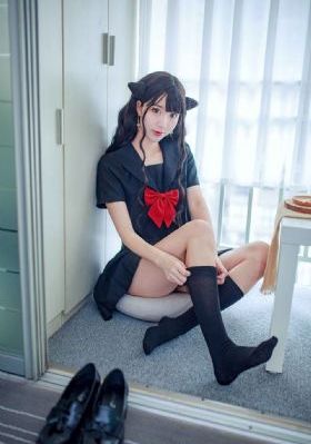 人妻在卧室被老板疯狂进入国产_超清手机在线看